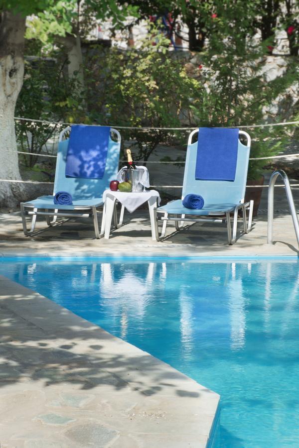 Kotronas Bay Bungalows Quarto foto